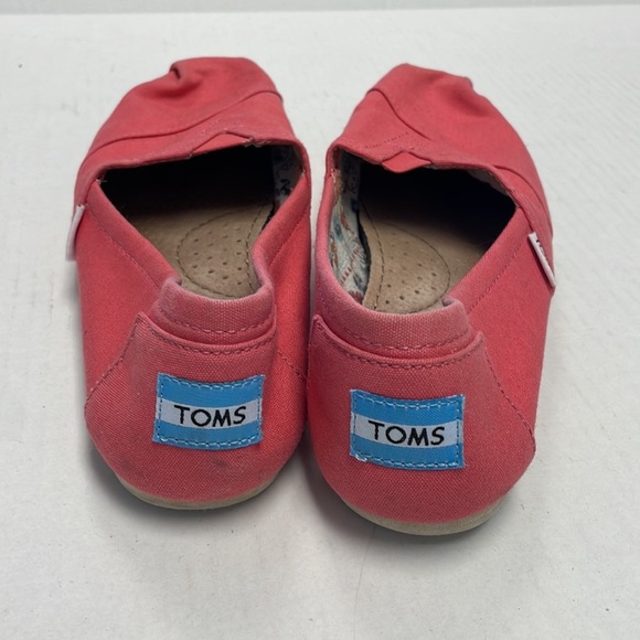 Tom's - Picture 3 of 5